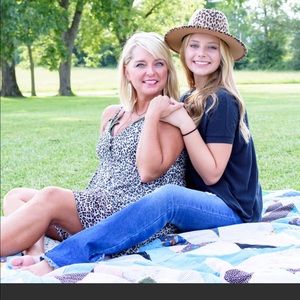 Meet your Posher, Aron